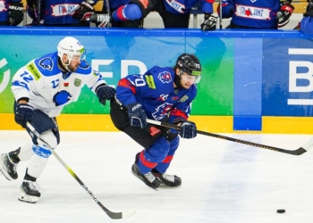 У витебских ворот «сухой» лед, а у хоккеистов «Бреста» трижды все наоборот