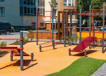 Спортивная площадка