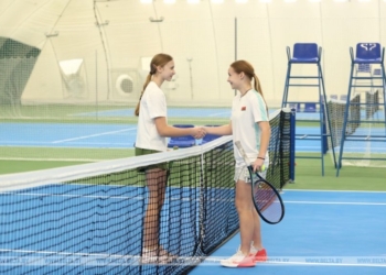 В Пинске торжественно открыли крытые теннисные корты