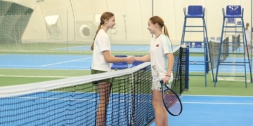 В Пинске торжественно открыли крытые теннисные корты