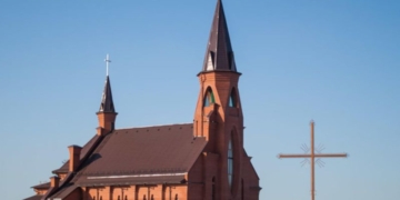 Расписание служб на Триудиум Пасхальный и Пасху в римско-католических приходах Бреста