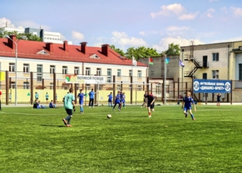 Юных футболистов из профсоюзных спортшкол собрал в Бресте областной турнир