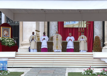 В Ватикане состоялась интронизация нового Папы Римского Льва XIV