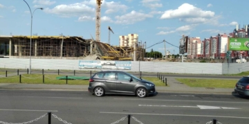На стройке офисно-торгового центра в Бресте обрушился каркас