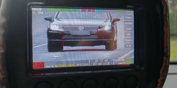 В Пинском районе водитель превысил скорость на 80 км/час. Ехал навстречу машине ГАИ