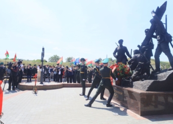 Памятник пограничникам Брест