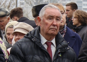 17 июня на сессии горсовета принято решение о присвоении звания «Почетный гражданин города Бреста» Владимиру Семочкину