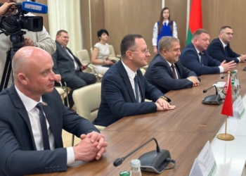 Владивосток и Сертолово стали побратимами Бреста!