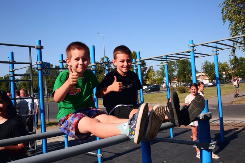 Подарок Бресту от Белгазпромбанка – чтобы было здоровое тело и красивая осанка