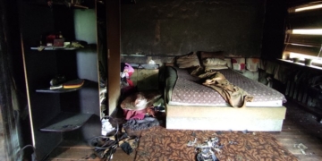 В Ивацевичском районе мужчина пытался сжечь жену и детей в собственном доме