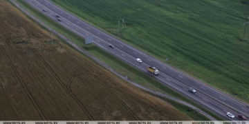 На трассе М1 предлагают увеличить протяженность барьерного ограждения и количество шумовых полос