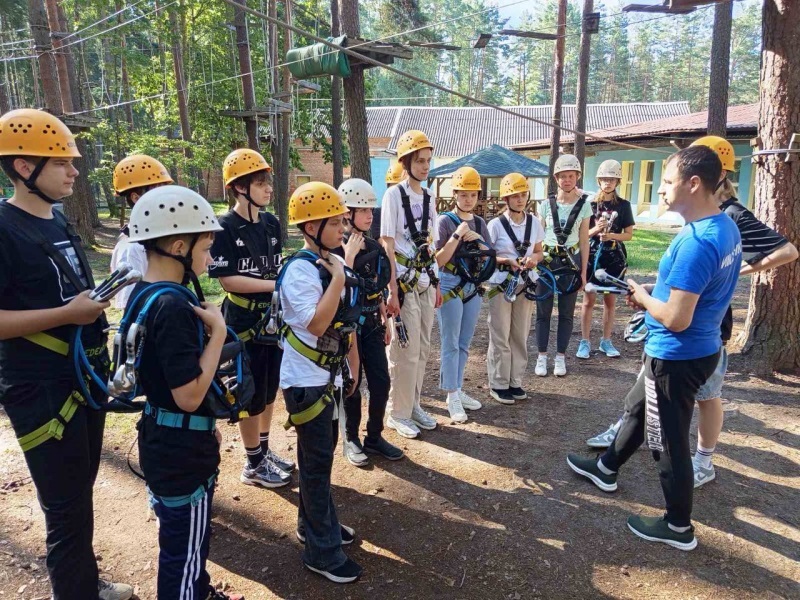 Дети с онкологией в ремиссии и заболеваниями сердца прошли летнюю реабилитацию в Беларуси