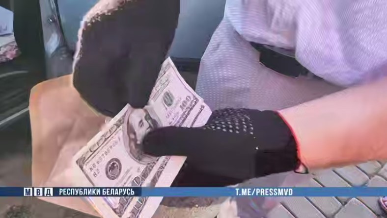 За взятку с поличным задержан работник системы здравоохранения Брестчины