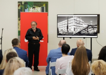 МТС ко Дню города Минска презентовал альбом известного белорусского фотографа с редкими архивными снимками