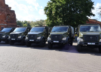 Автопарк белорусских пограничников пополнили 5 новых автомобилей «Садко»