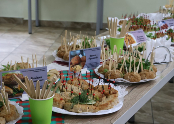 чохохбили в школьных столовых