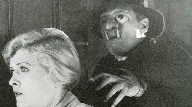 «Кот и канарейка»