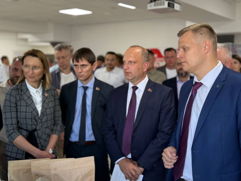 Сегодня Брест принимает Министра экономики Юрия Чеботаря