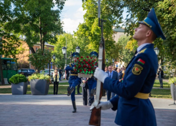 15 сентября на площади Свободы в Бресте состоялся торжественный митинг, посвященный Дню народного единства