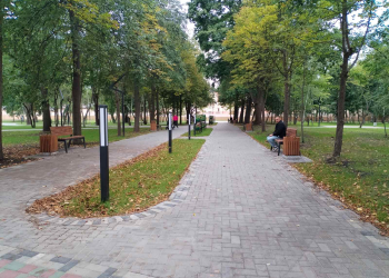 Открыт сквер на Папанина в Бресте