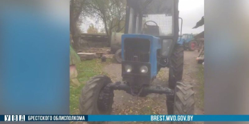 В Ивацевичах мастер лесхоза украл трактор из гаража лесничества