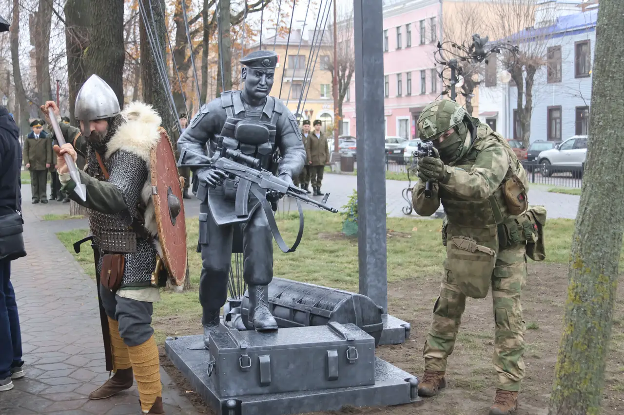 фонарь-десантник