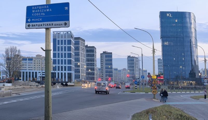 На перекрестке Махновича — Варшавское шоссе сегодня не будет работать светофор