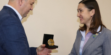 награда ФИДЕ Катерине Таберко