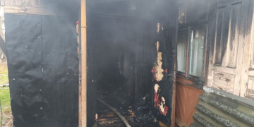 Работники МЧС спасли мужчину на пожаре в Бресте