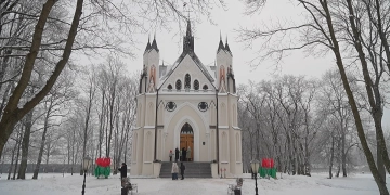 открыта усыпальница Ожешко