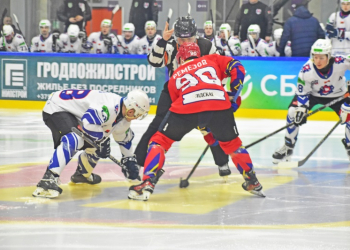 Брестские «зубры» взяли лидский «замок» буллитным штурмом