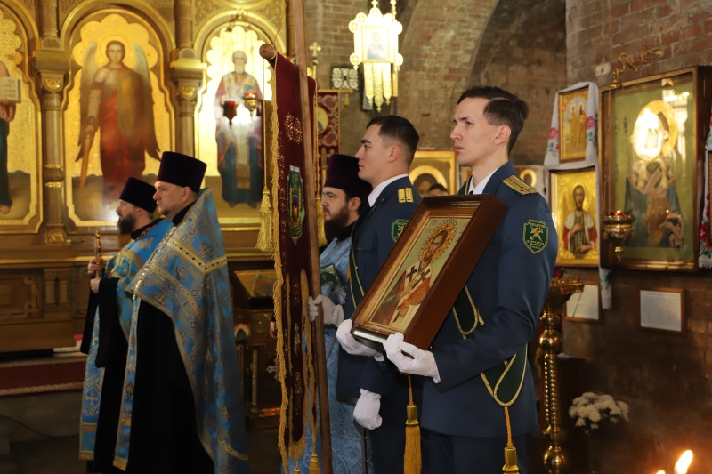 Около 2,3 тыс. раритетов, незаконно перемещаемых через границу, передала музеям Брестская таможня за 5 лет