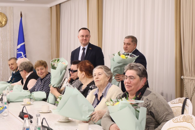 В Брестском горисполкоме прошла встреча с матерями и супругами погибших в Афгане