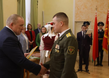Лучшие военнослужащие Брестского гарнизона получили заслуженные награды