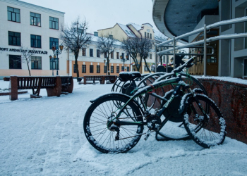 В воскресенье в Бресте сожгли чучело на Масленицу, и горело хорошо! А сегодня зима вернулась?