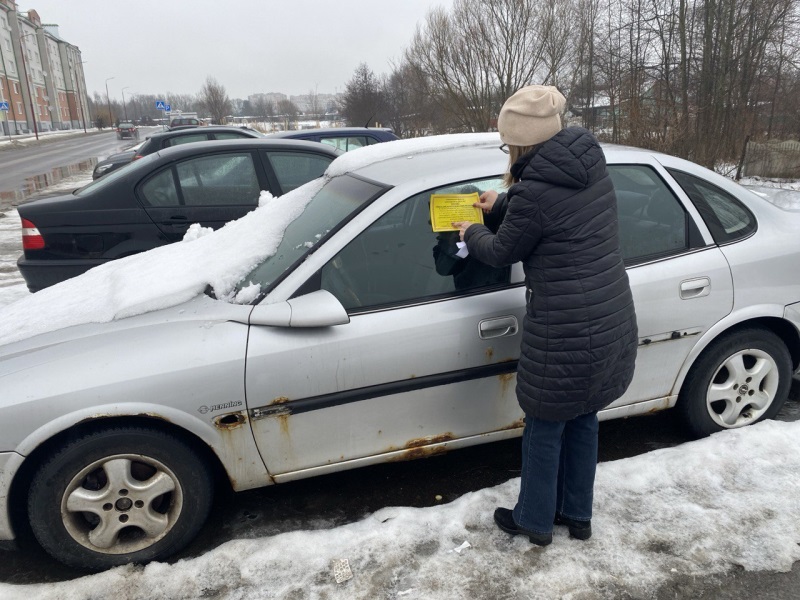 Специалисты отдела ЖКХ Московского района Бреста совместно с ГАИ УВД искали «подснежники»
