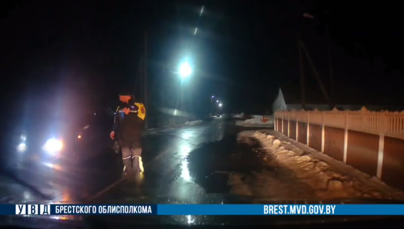 В Знаменке задержали нетрезвую мать, перевозившую в авто малолетнего ребенка