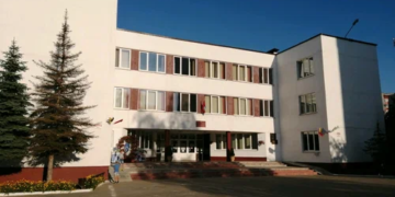 В трех школах Бреста новые руководители