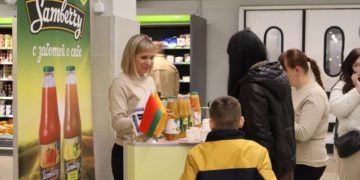 «Топтышка» представил вкусную новинку для малышей в магазине «Евроопт» на Варшавке