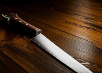 По пьяни загнал клинок в стопу. Случай в Столинском районе