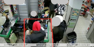 Выпил с «друзьями» и остался без денег