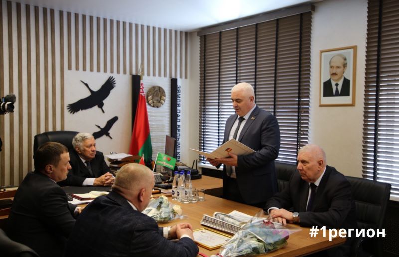 В ОАО «Остромечево» Брестского района чествовали Алексея Скакуна