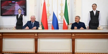 Эффект единения: контракты в Северной столице и переговоры в Кремле