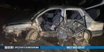 Вчера в Брестском районе автоледи не смогла без проблем совершить обгон