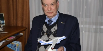 Михаил ШАВРИН: «Единожды «заболев» авиацией, «вылечиться» уже не сможешь»