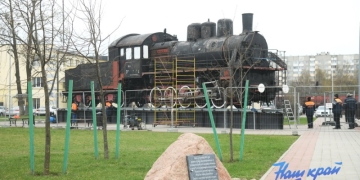 В Барановичах к 155-летию города реставрируют паровоз на привокзальной площади