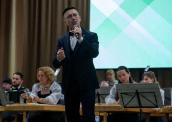 Перед пограничниками Брестской погрангруппы выступил оркестр Жиновича