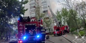 Спасатели ликвидировали загорание на балконе многоэтажки в Бресте