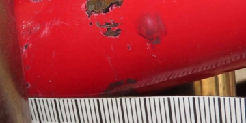 В Бресте пьяный мужчина уснул в чужом автомобиле и повредил мотоцикл