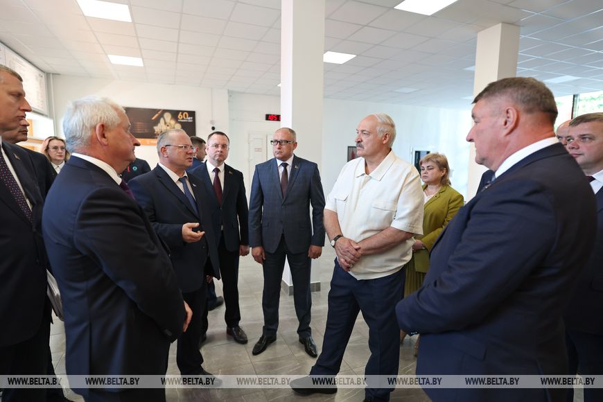 Александр Лукашенко обрисовал основные контуры стратегии развития Электролампового завода в Бресте